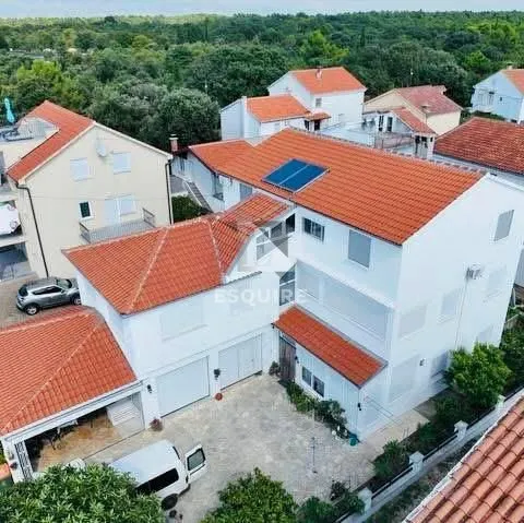 House - Zadar - Okolica, 188m2