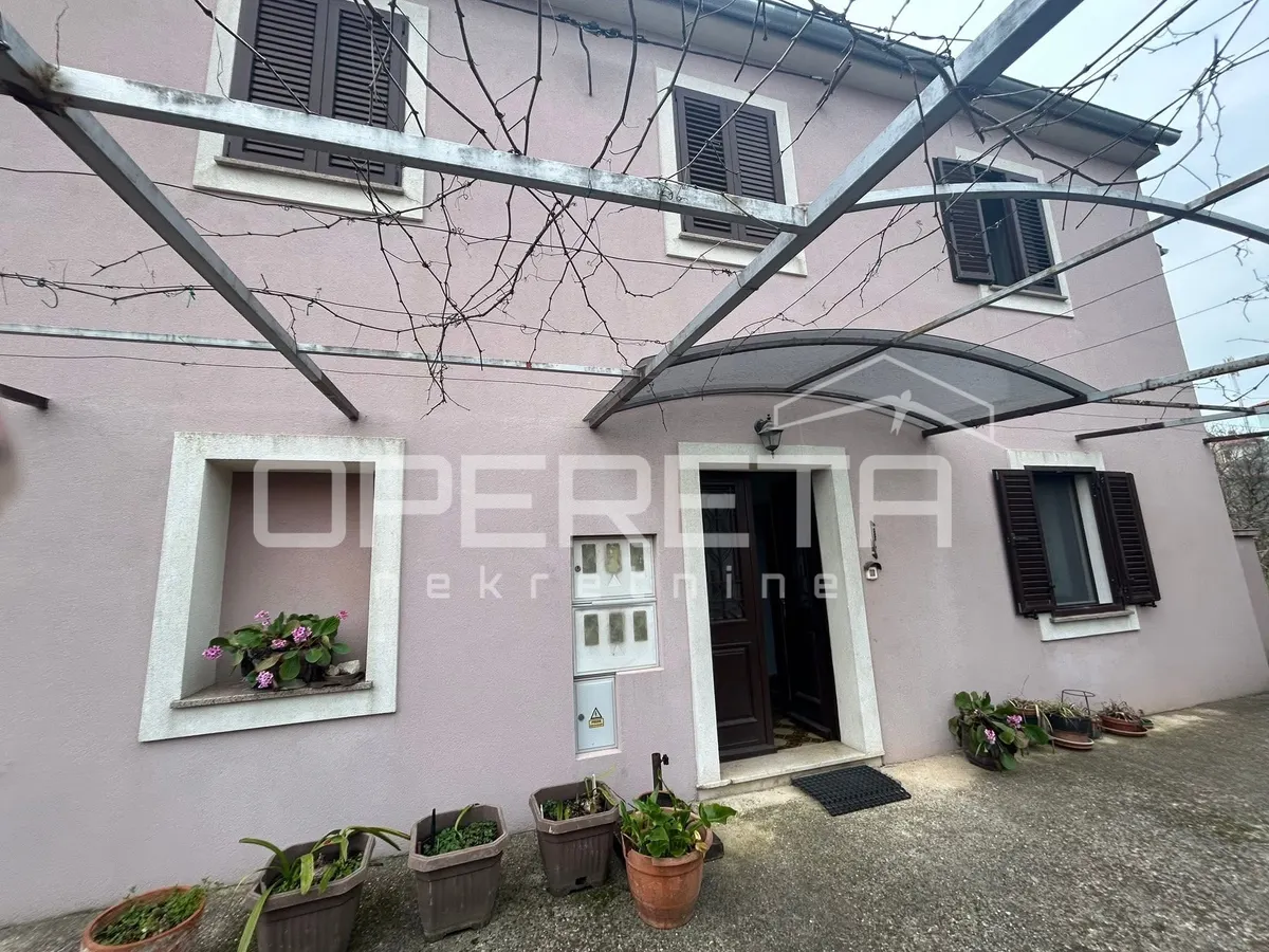 House - Veli vrh, Pula, Pula, 250m2