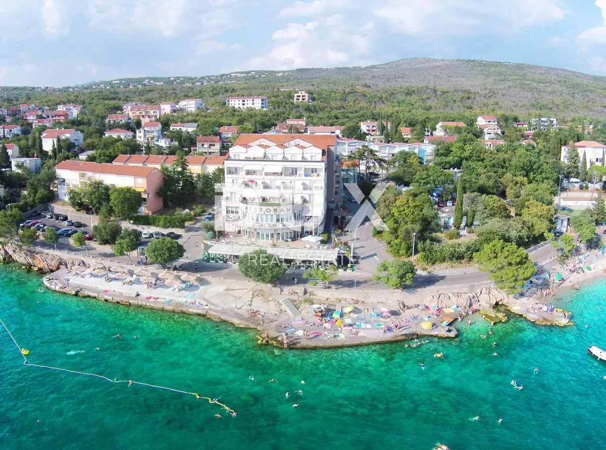 Poslovni Prostor - Crikvenica, 5369m2