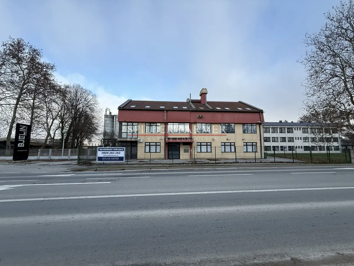 Poslovni Prostor - Centar, Bjelovar, 736m2