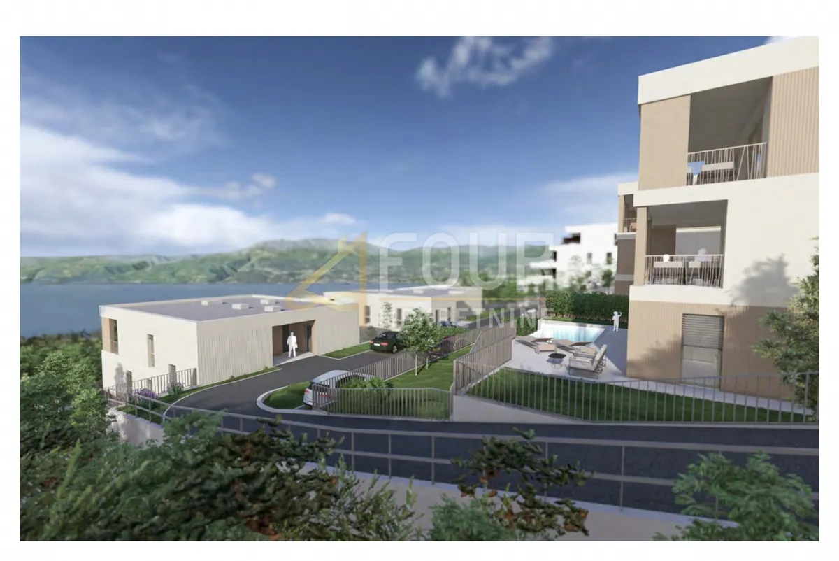 Stan - Kostrena, 220m2