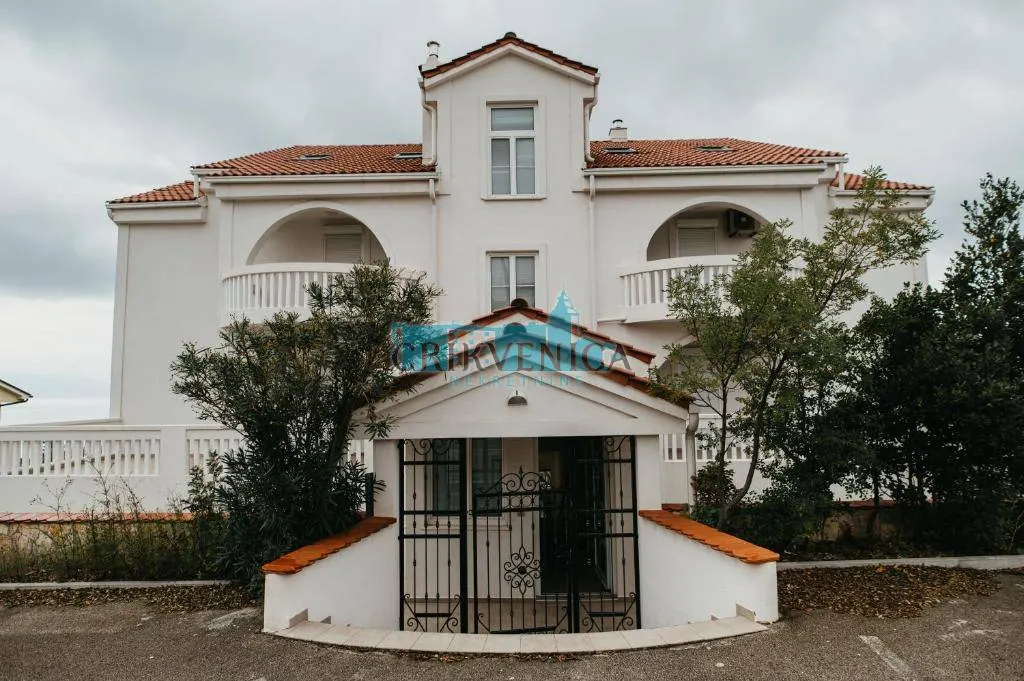 Kuća - Novi Vinodolski, 1134m2