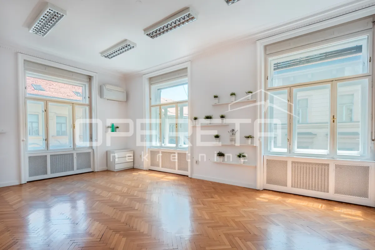 Stan - Milana Amruša, Centar, Zagreb, 136.39m2