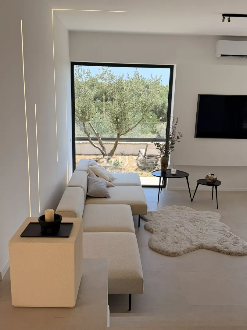 Kuća - Biograd na Moru, 350m2