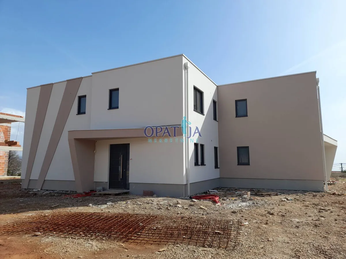Stan - Opatija - Okolica, 164.63m2