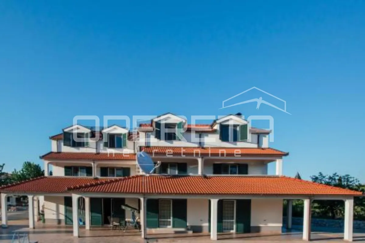 Kuća - Cista Provo, Cista Provo, Cista Provo, 740m2