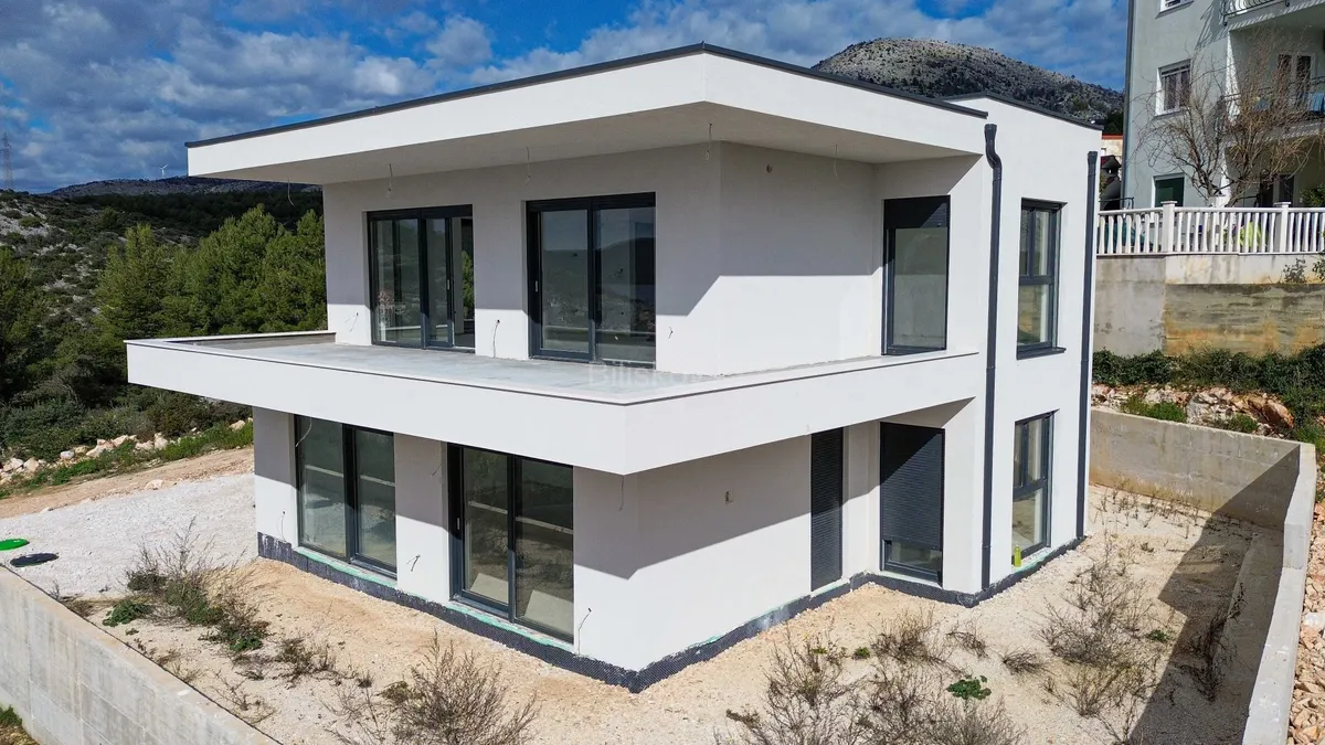 Kuća - Seget, 150m2