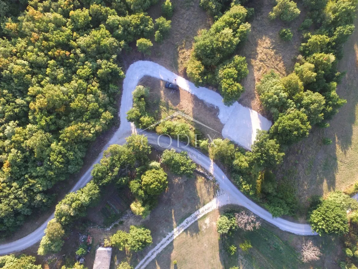 Zemljište - Buzet, 569m2