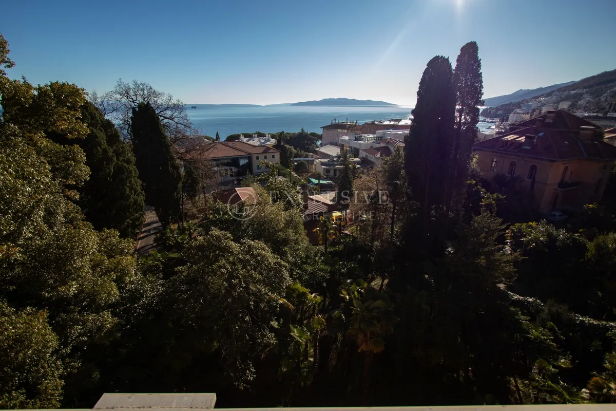 Apartment - Opatija, 350m2