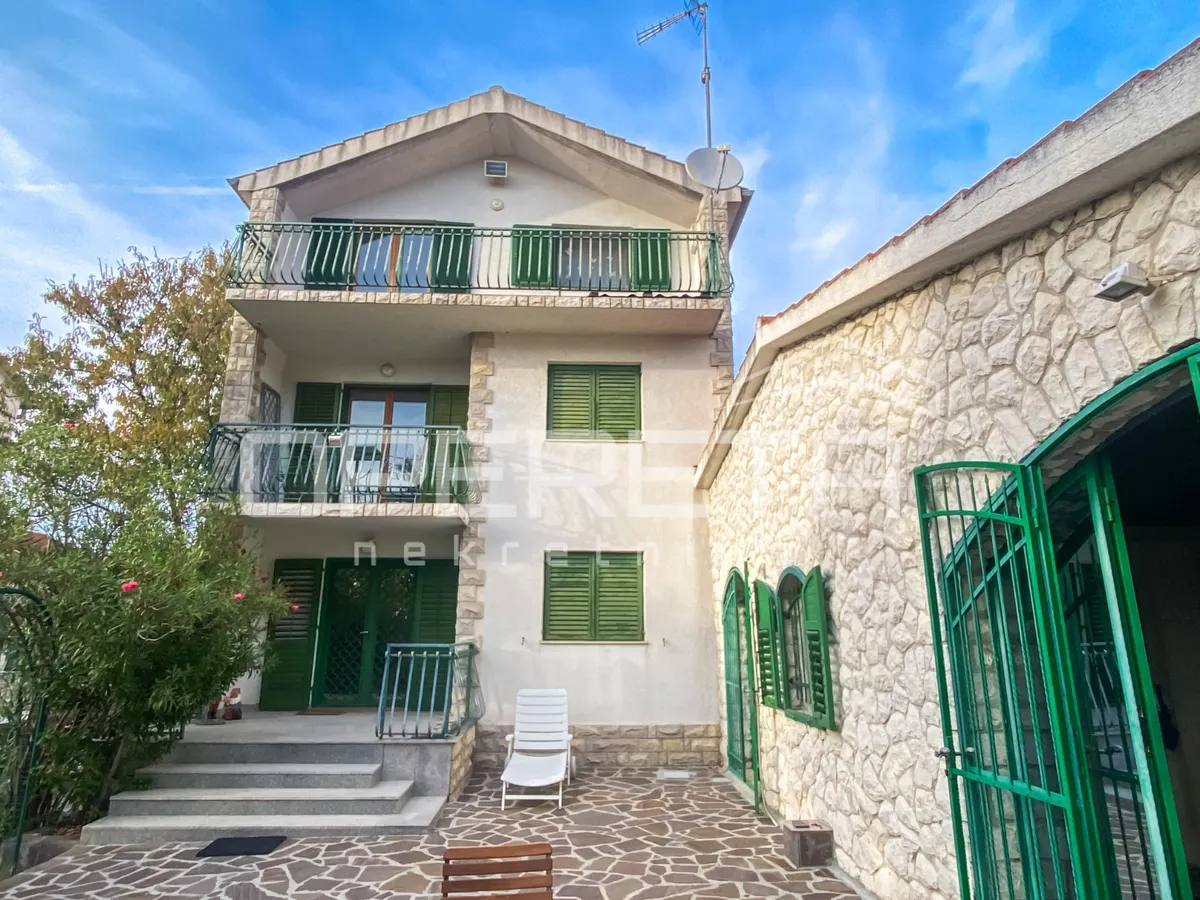 Kuća - Rešačka, Šibenik okolica, Šibenik, 246m2