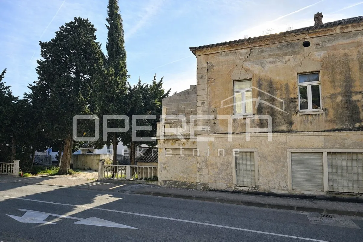 Poslovni Prostor - Ulica Kneza Branimira, Kaštela, Kaštela, 230m2