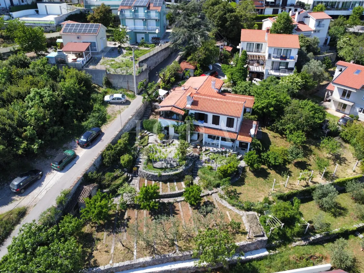 House - Opatija - Okolica, 300m2
