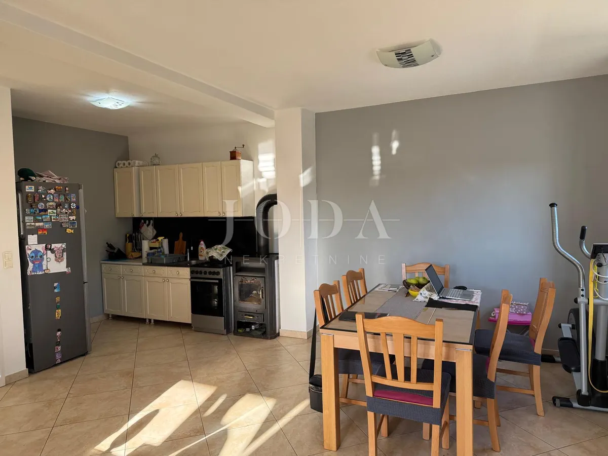 Apartment - Jelenje, 80m2