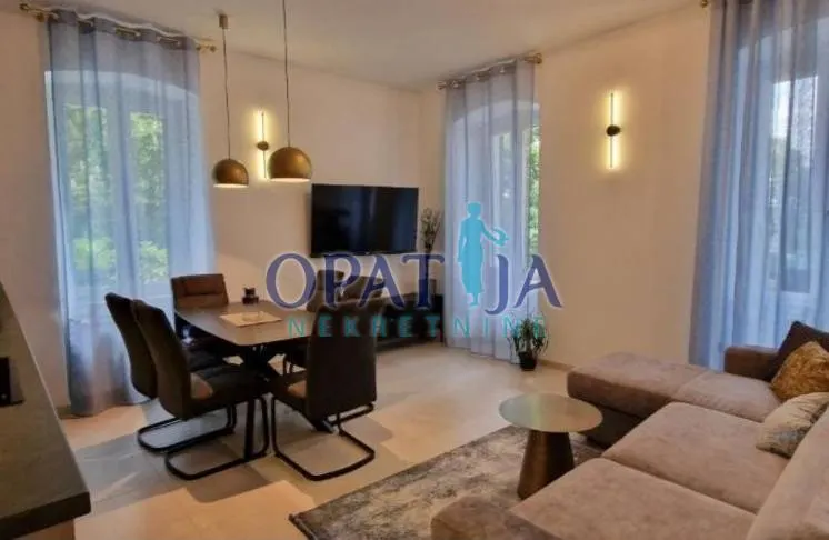 Stan - Opatija, 70m2