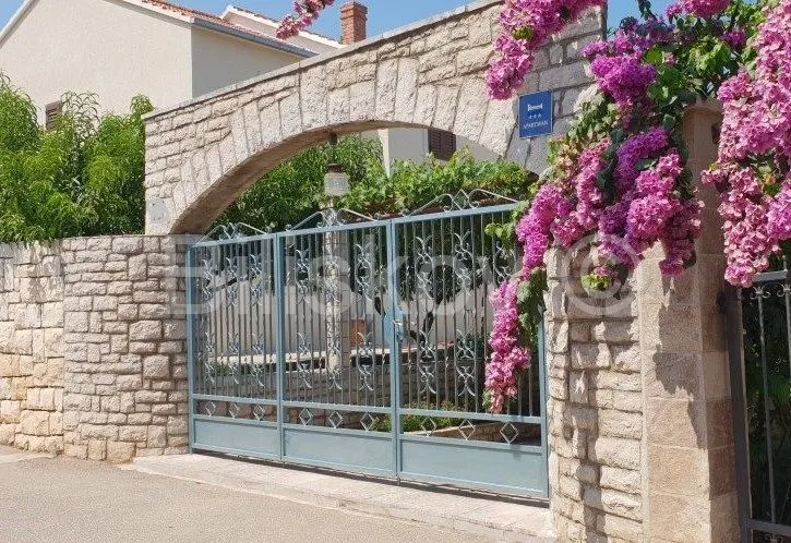 House - Supetar, 218m2