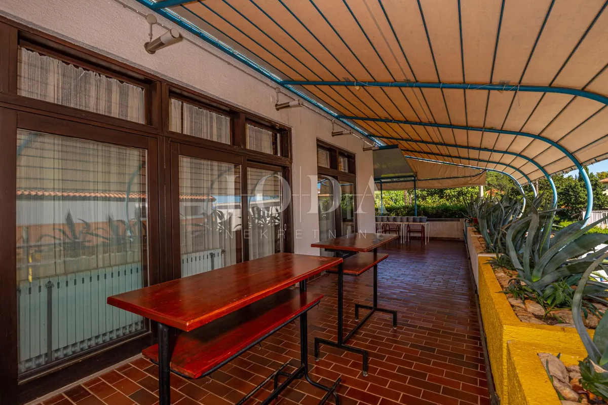 Poslovni Prostor - Crikvenica, 400m2