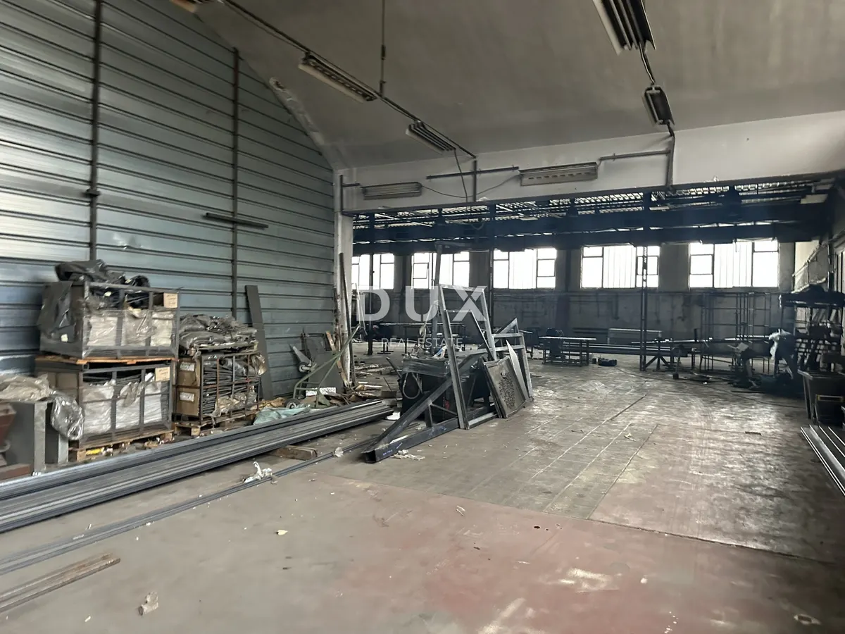Poslovni Prostor - Zadar, 530m2