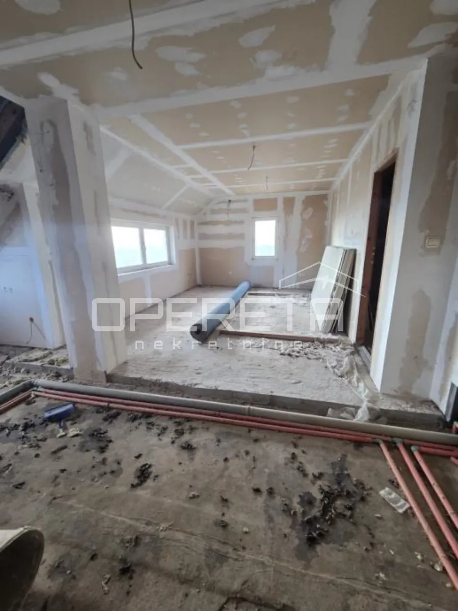 House - Repušnica, Kutina, Kutina, 250m2
