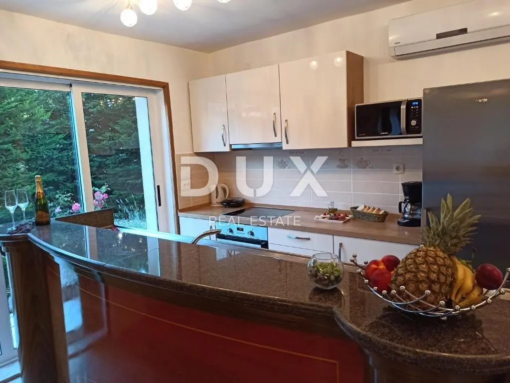 Kuća - Malinska-Dubašnica, 560m2
