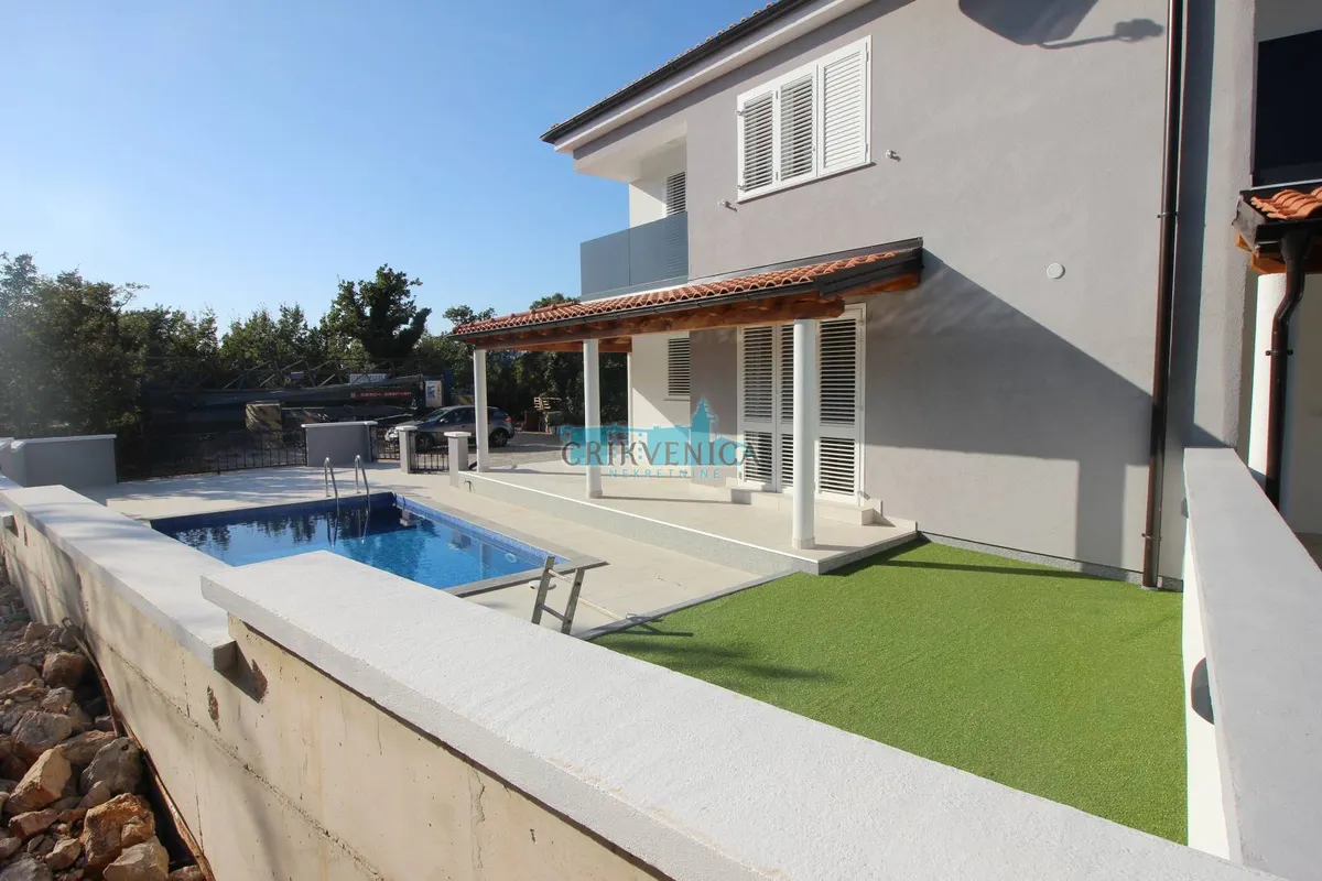 Kuća - Crikvenica, 105m2