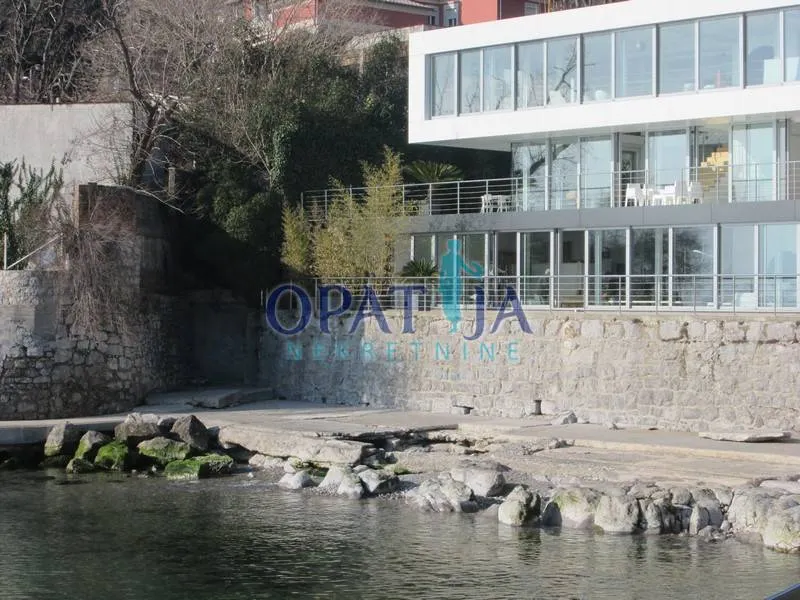 Kuća - Rijeka, 600m2