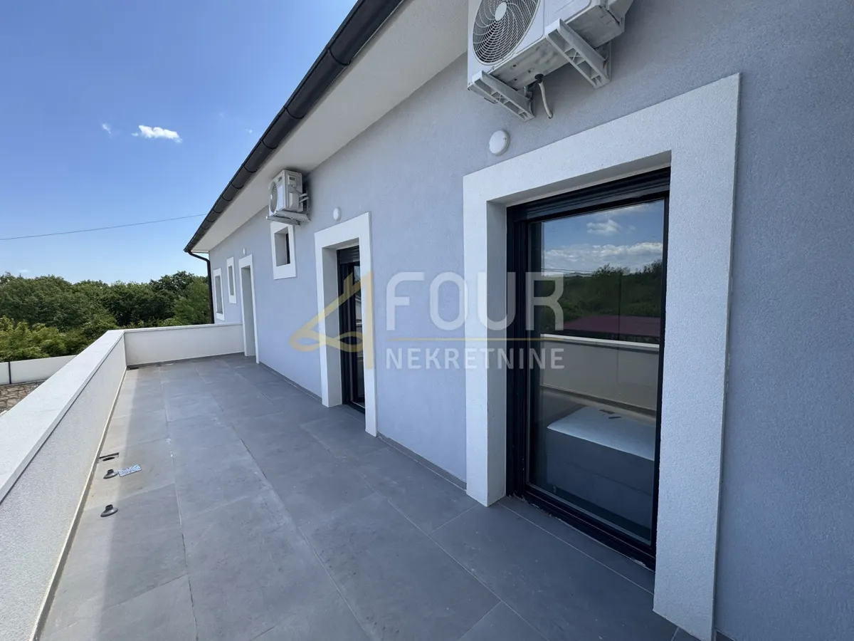 Kuća - Vodnjan, 408m2