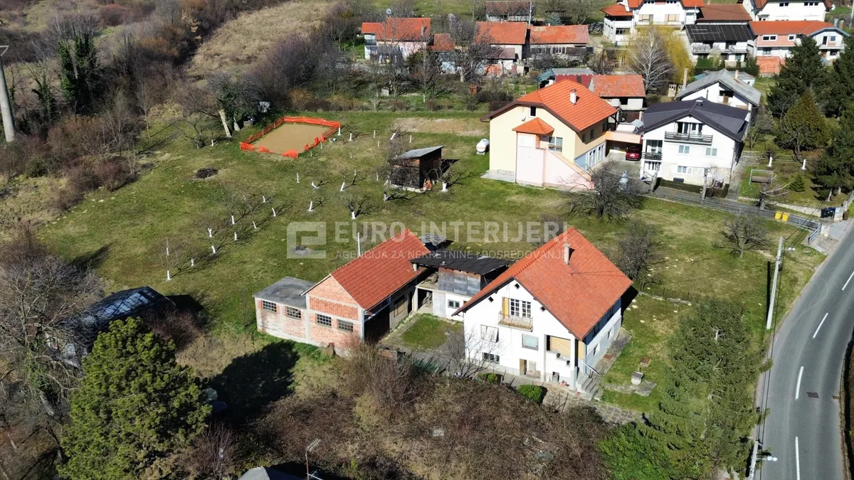 House - Podsused - Vrapče, 186m2