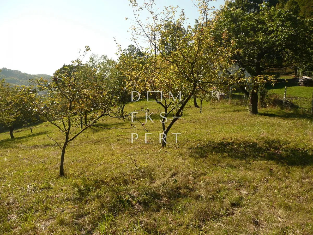 Zemljište - Gornja Dubrava, 1250m2