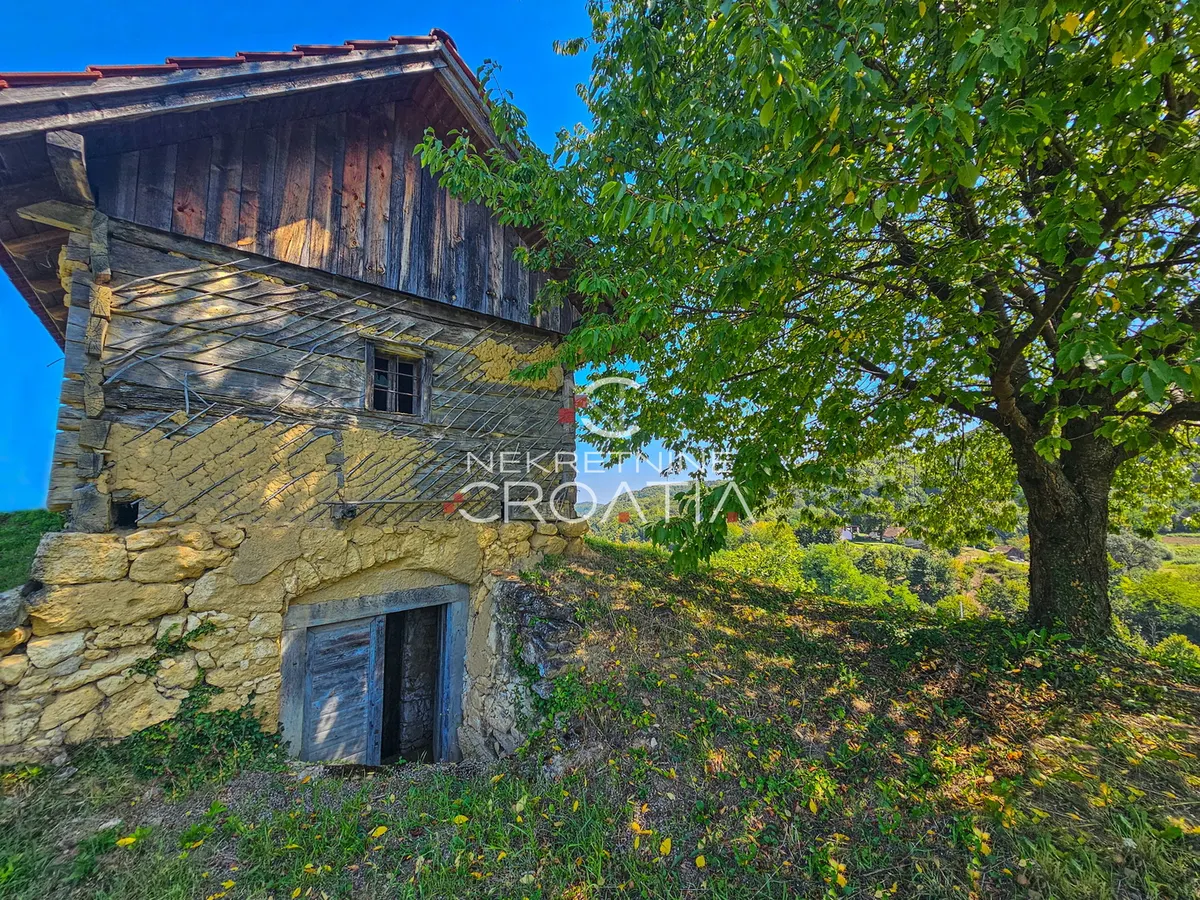 Kuća - Donja Voća, 28m2