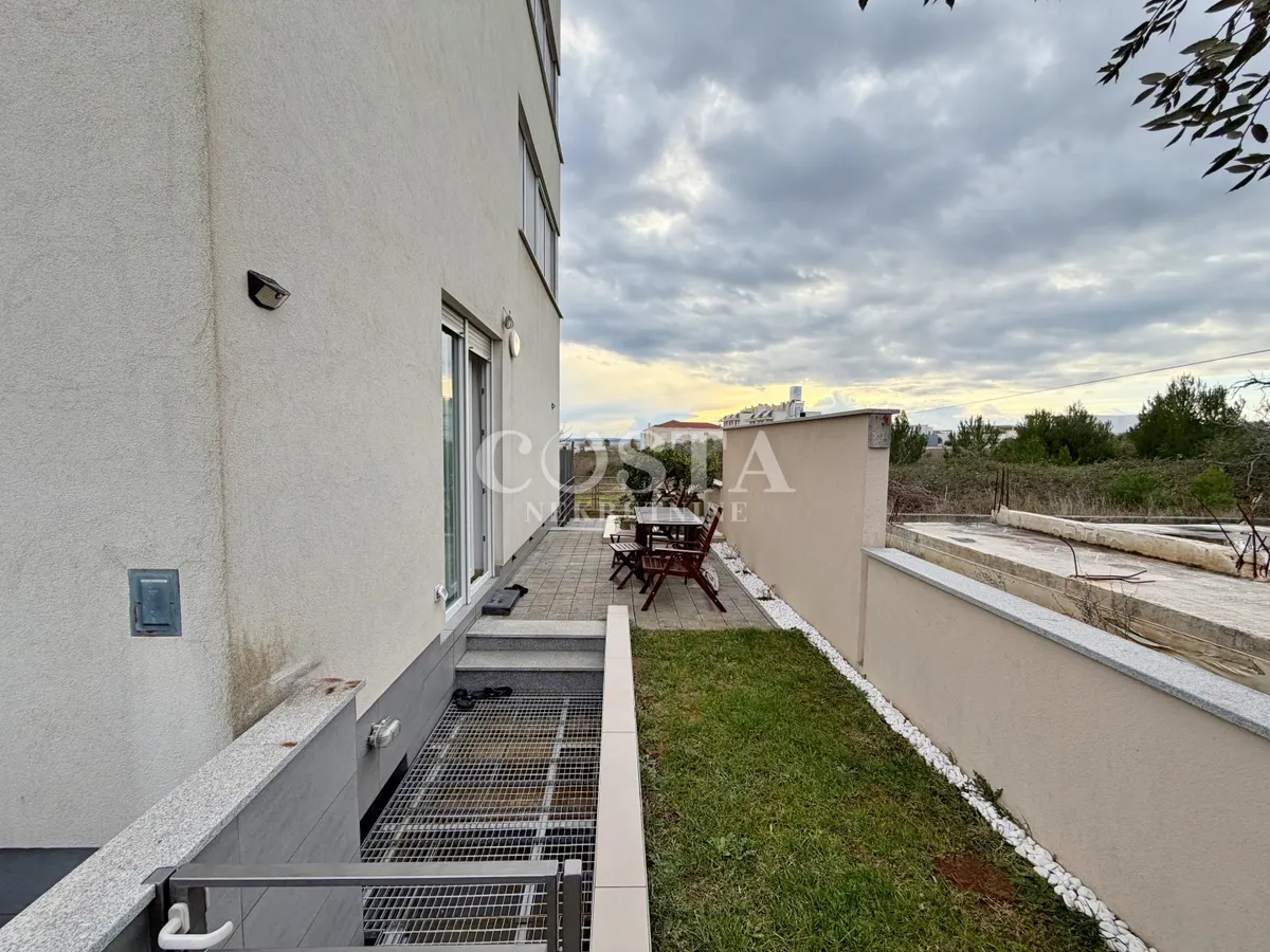 Stan - Privlaka, 69m2