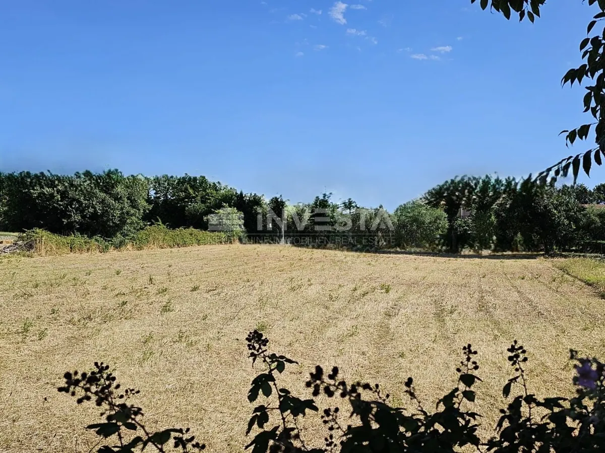 Zemljište - Vodnjan, 1056m2