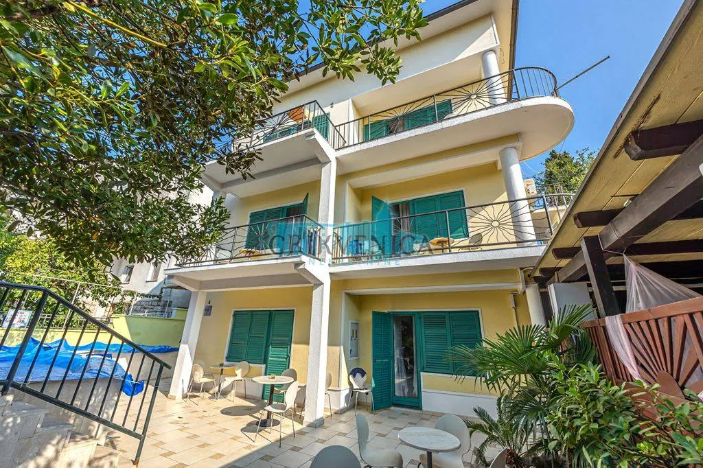 Poslovni Prostor - Crikvenica, 100m2