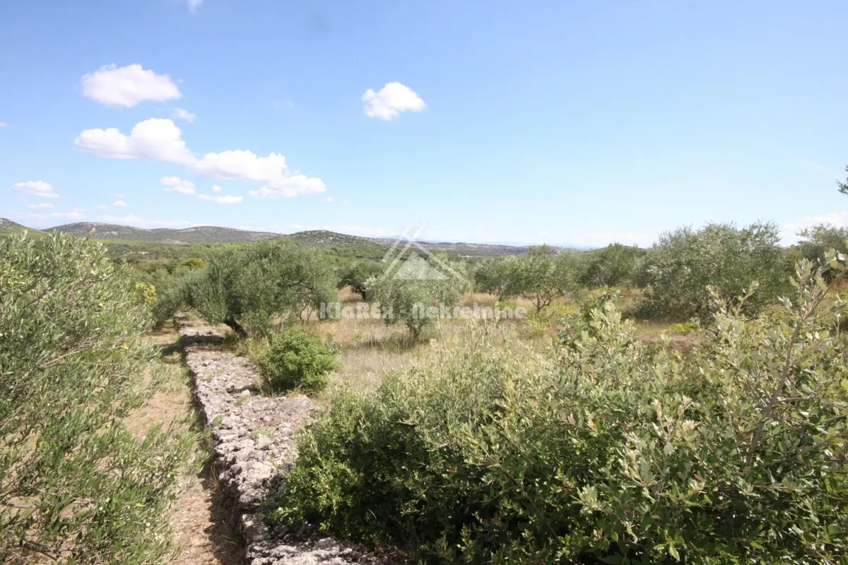 Zemljište - Vodice, 8285m2