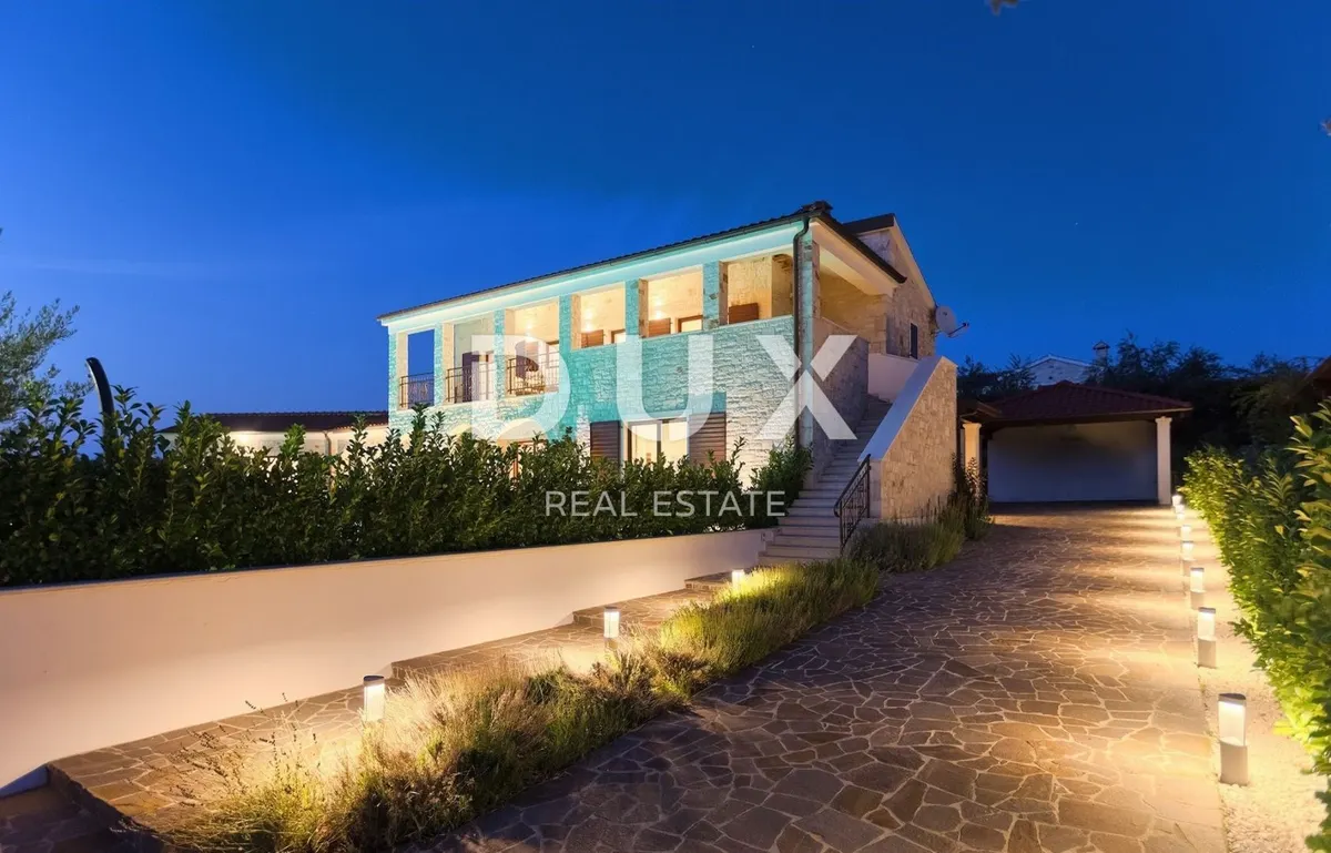 Kuća - Sveti Lovreč, 250m2