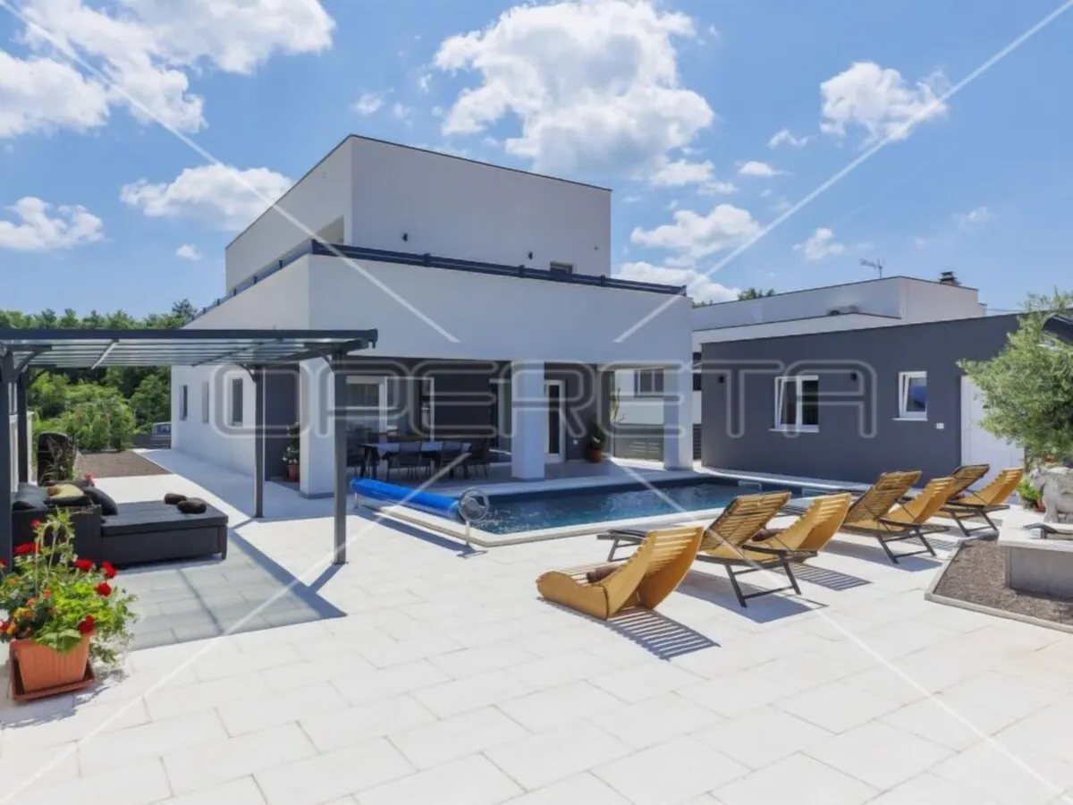 Kuća - Vodnjan bb, Vodnjan, Vodnjan, 202m2