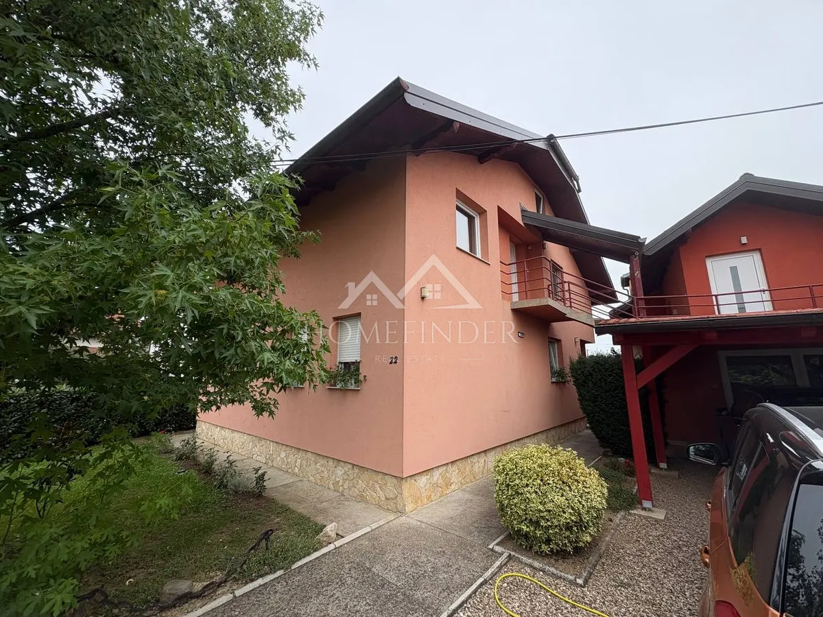House - Petrinja, 200m2