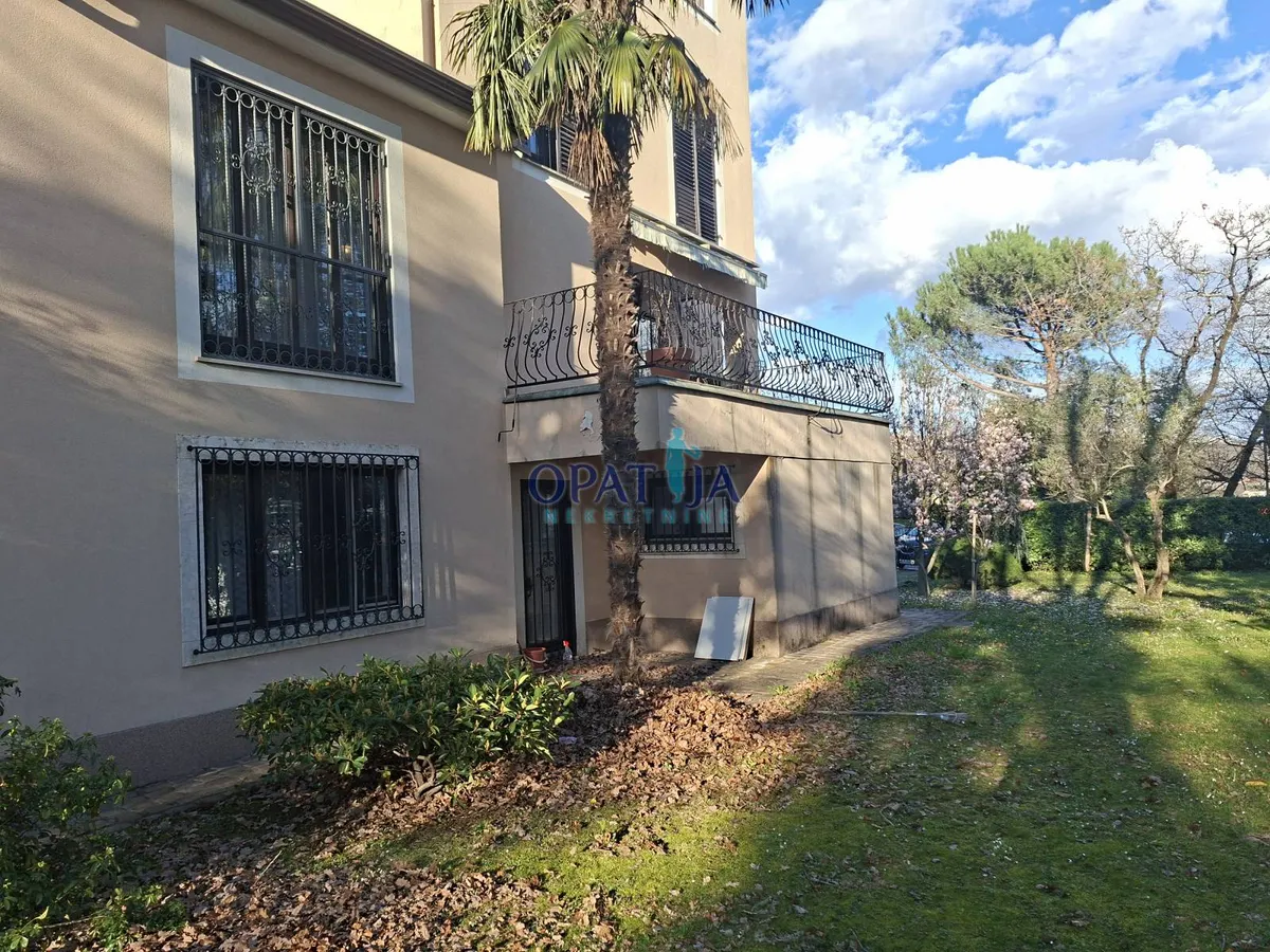 Kuća - Opatija, 300m2