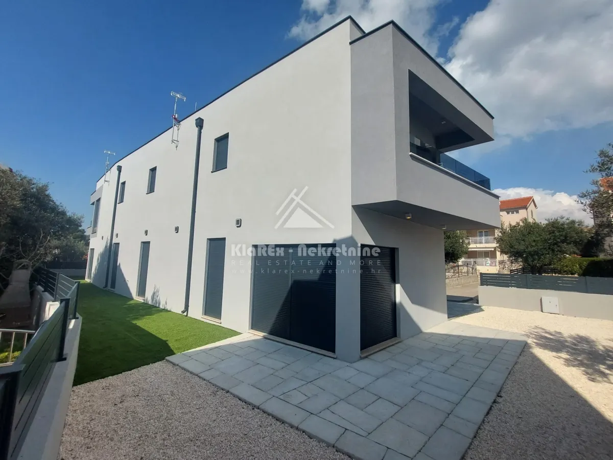 Kuća - Šibenik - Okolica, 99.71m2