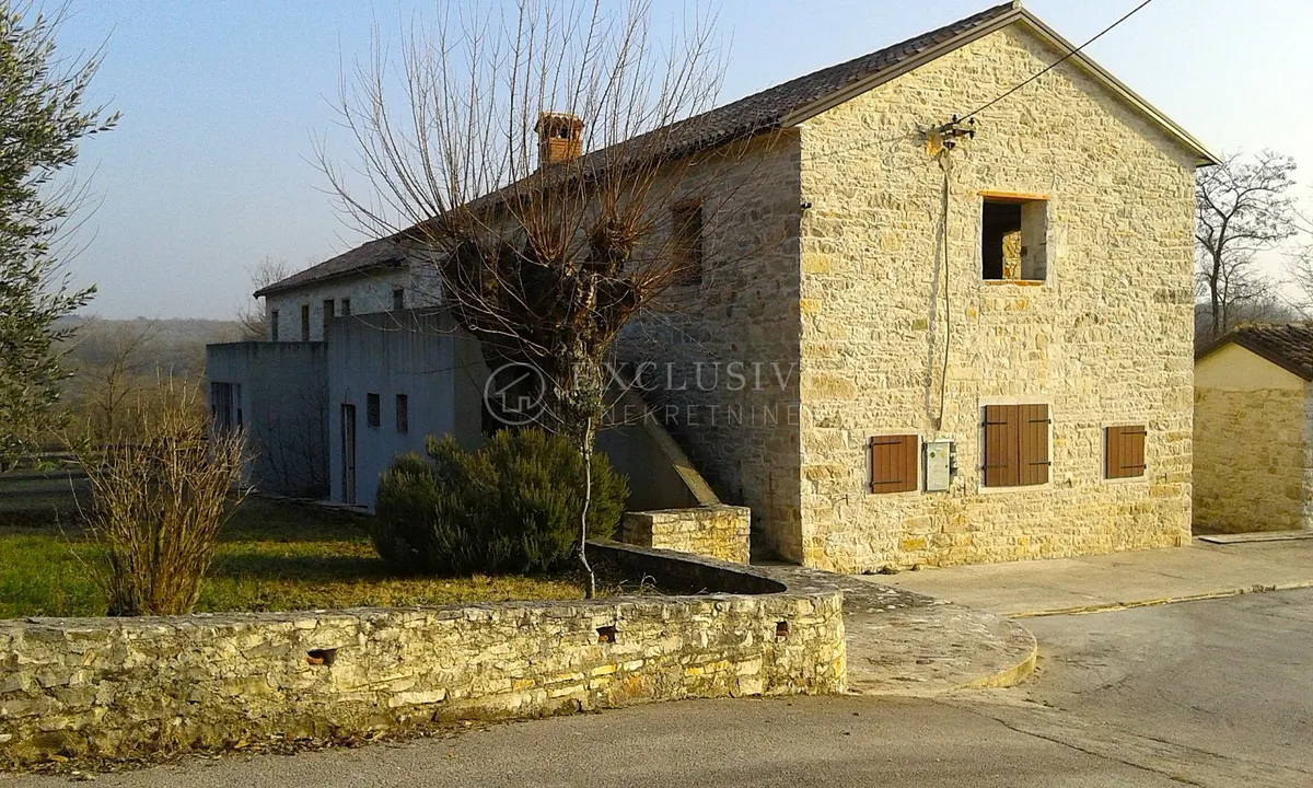 Kuća - Umag, 630m2