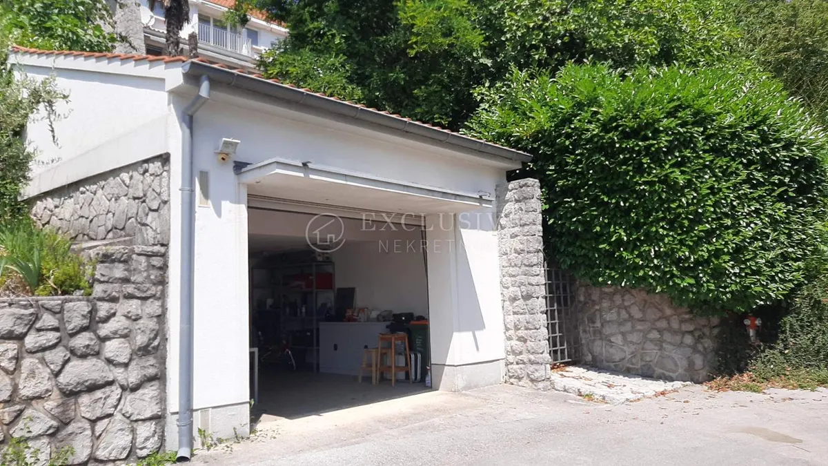 House - Matulji, 400m2
