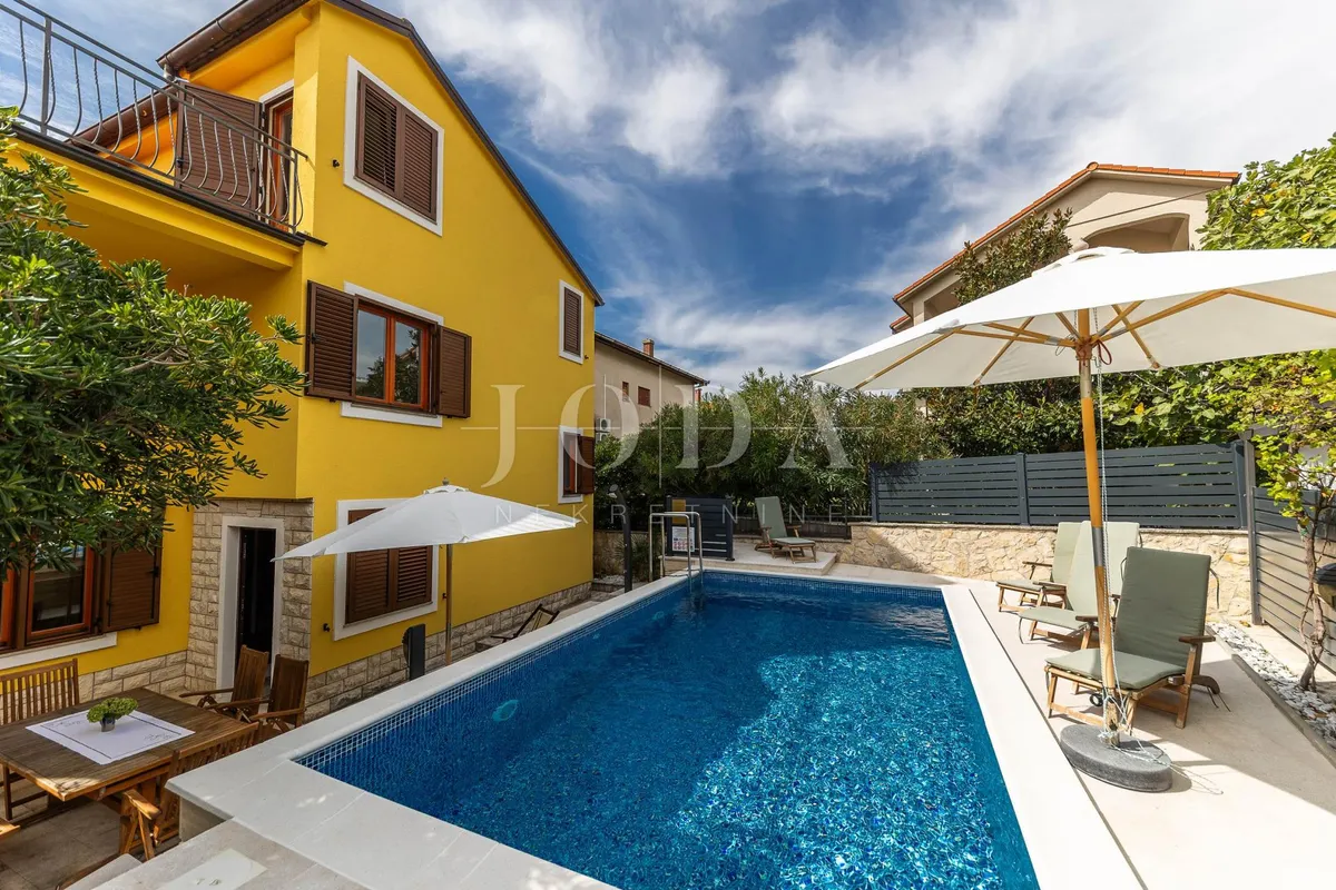 Kuća - Crikvenica, 419m2