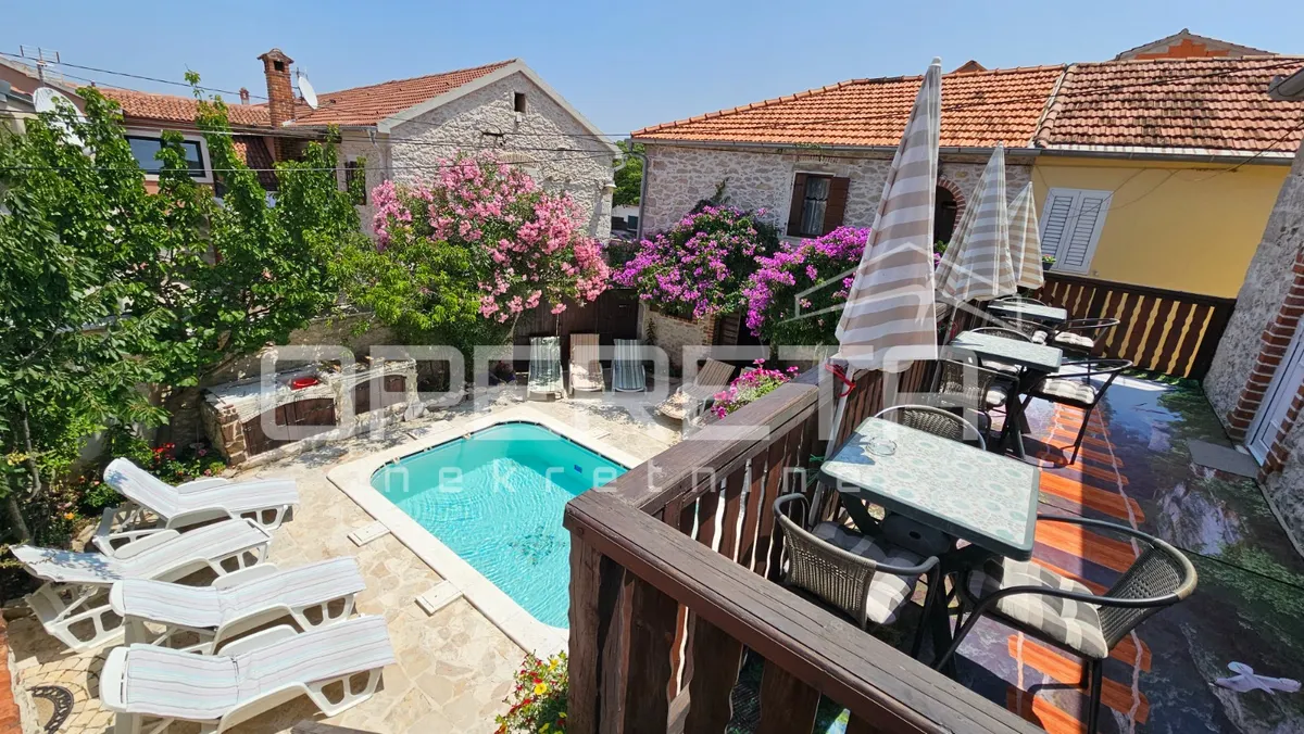 Kuća - Krste Ljubičića, Zadar, Zadar, 240m2