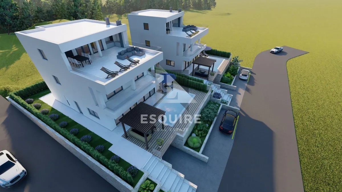 Kuća - Starigrad, 251m2