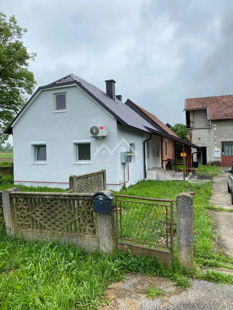 House - Ivanić-Grad - Okolica, 255m2