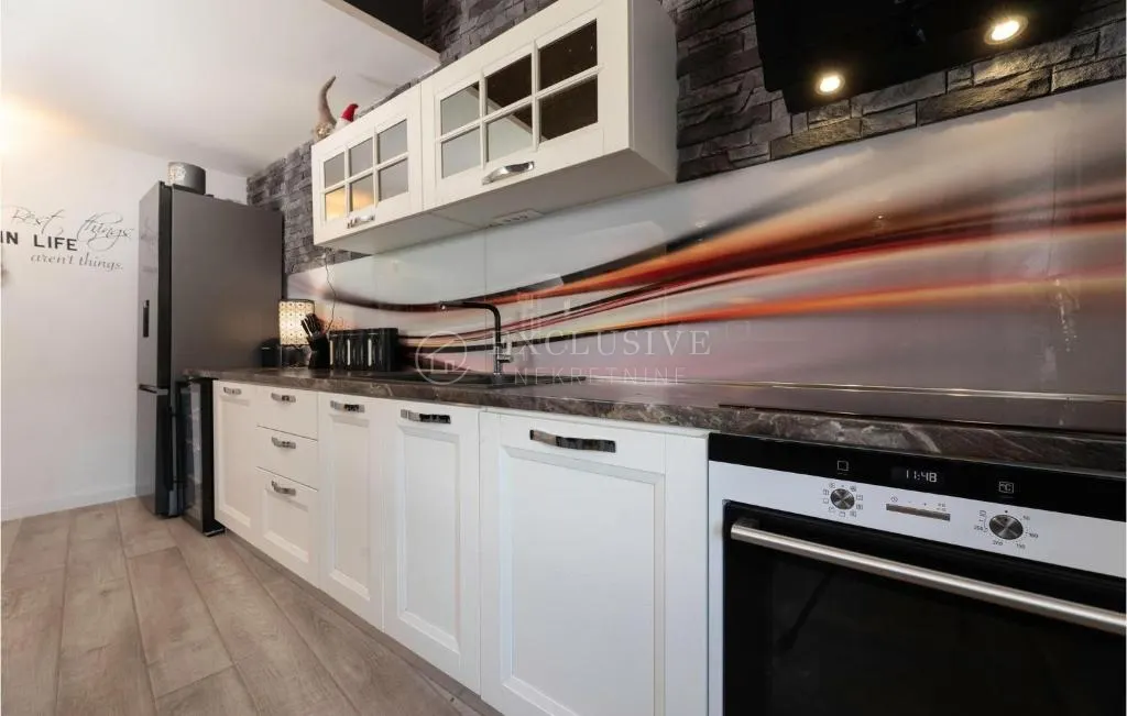 House - Vrbnik, 257m2