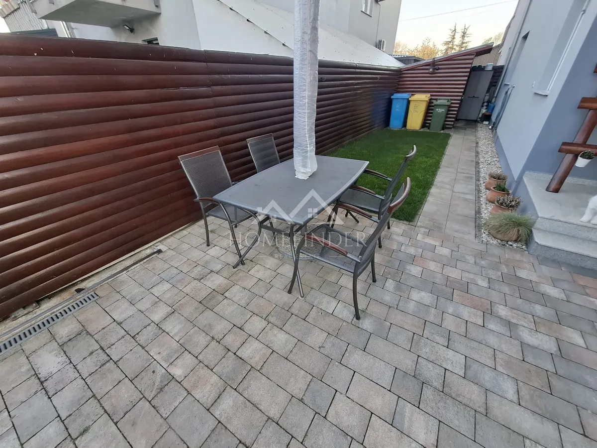 House - Velika Gorica - Okolica, 190m2