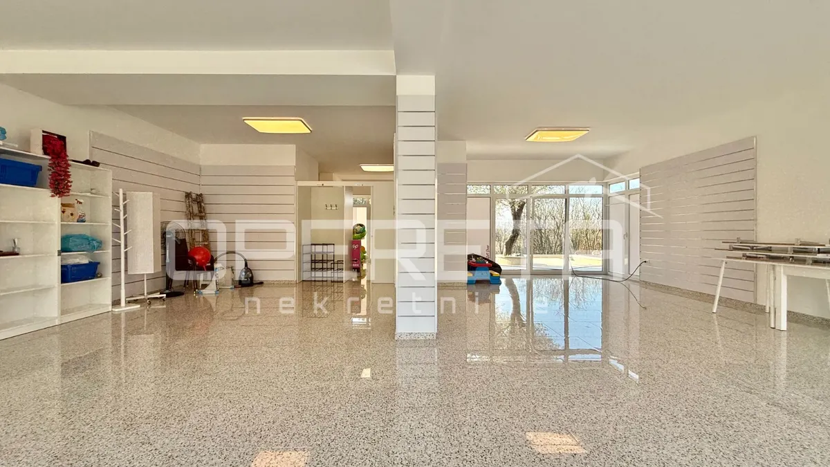 Ured - Ul. Dr. Franje Tuđmana 31, Starigrad, Starigrad Paklenica, 120m2