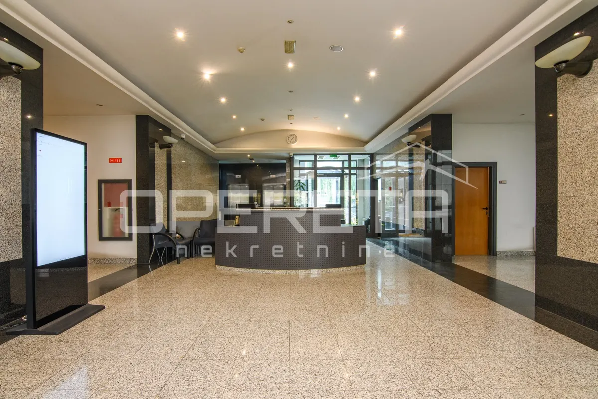 Ured - Ulica grada Vukovara, Trnje, Zagreb, 2280m2