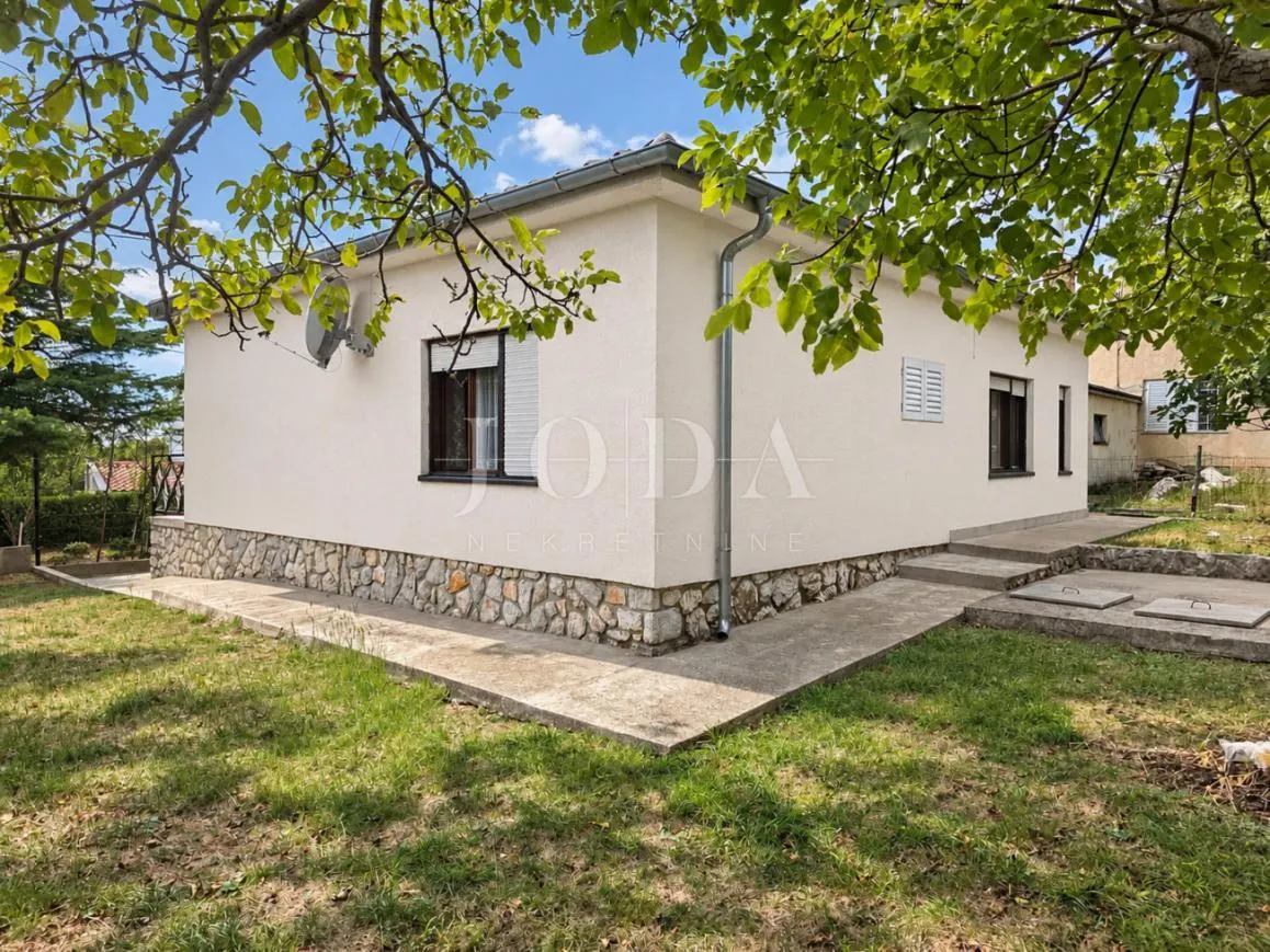 Kuća - Novi Vinodolski, 97m2