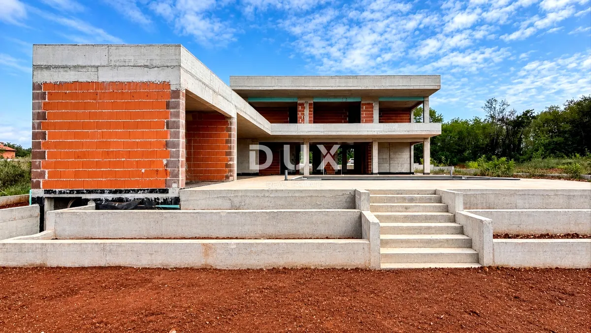 House - Poreč, 302m2